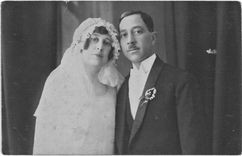 Luna Levy and Moshe Ashkenazi on their wedding day in Varna, 16 March 1924